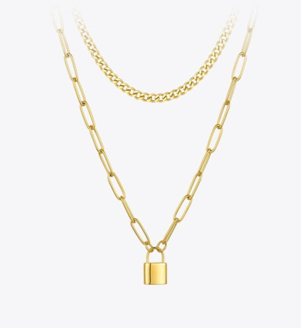 CANBERA CHAIN LOCK NECKLACE 18K GOLD PLATED